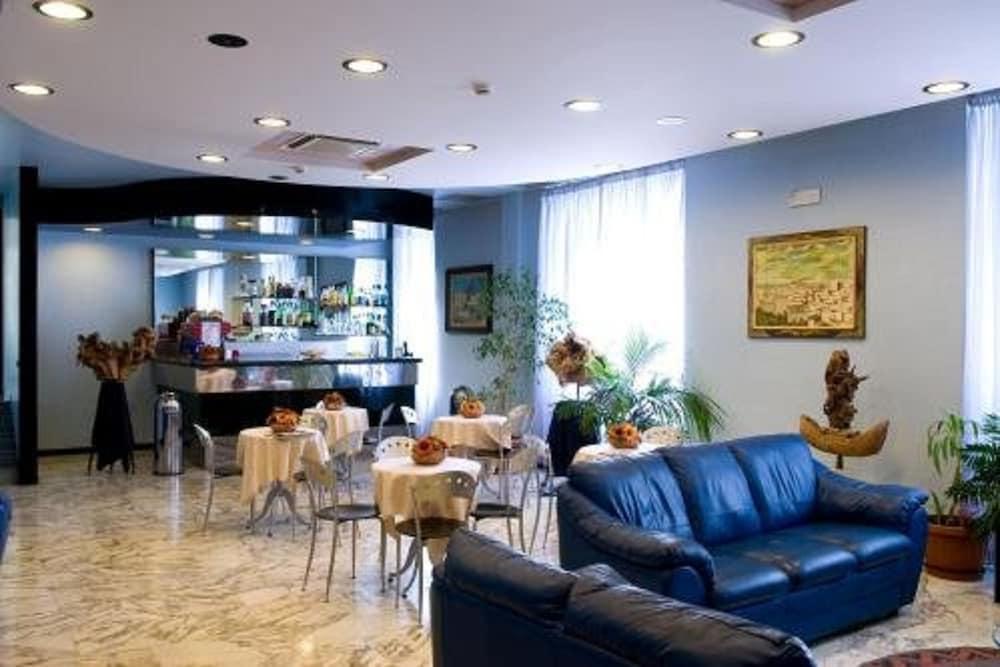 Hotel Astoria Alberobello Buitenkant foto